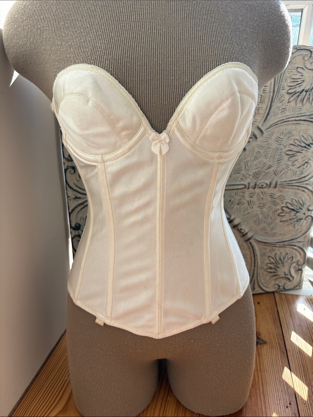 Women’s Vintage Cream Off-white Strapless Longline Corset Bustier